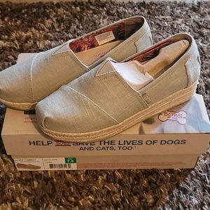 NIB BOBS from Skechers Ladies Wedge Canvas Shoes